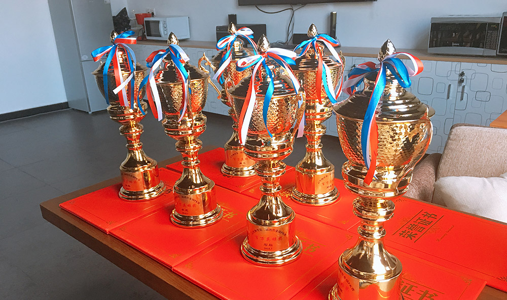 MG不朽情緣物里2018年第二屆銷售業績PK大賽總結暨頒獎典禮順利舉行