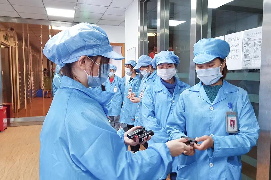 3.8女神節| MG不朽情緣物里送口紅來寵你!